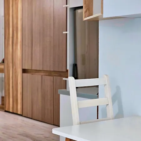 Flat On Relaxing Apartment *