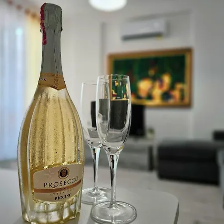 Flat On Relaxing * Vlore